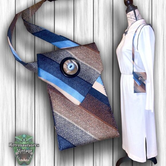 VINTAGE repurposed tie purse - Picture 1 of 8